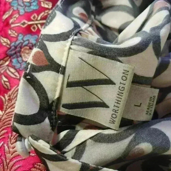 Worthington Short Sleeve Top Size L - Picture 4 of 7